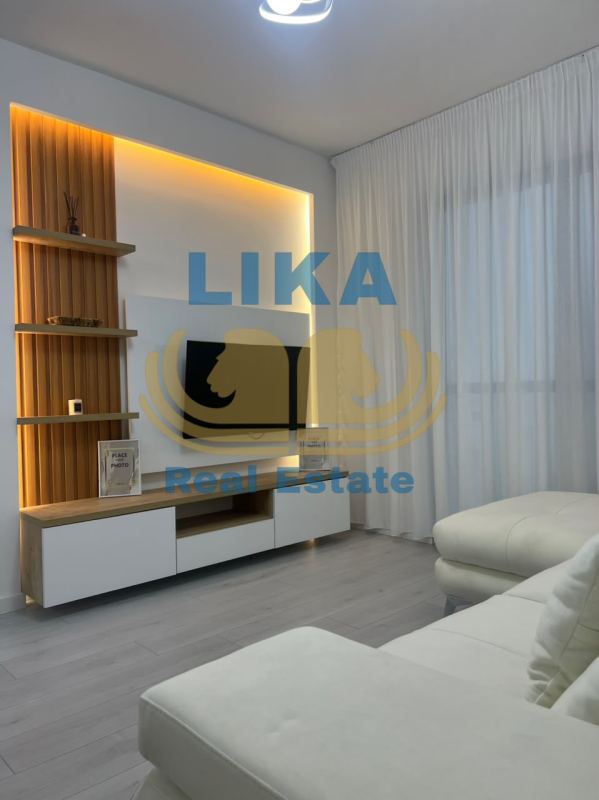 Apartament 2+1 në shitje në Mali i Robit, Golem – I sapoinvestuar me certifikatë pronësie