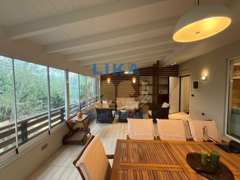 Shitet Apartament 2+1 në Qerret – Vetëm 70 Metra nga Deti