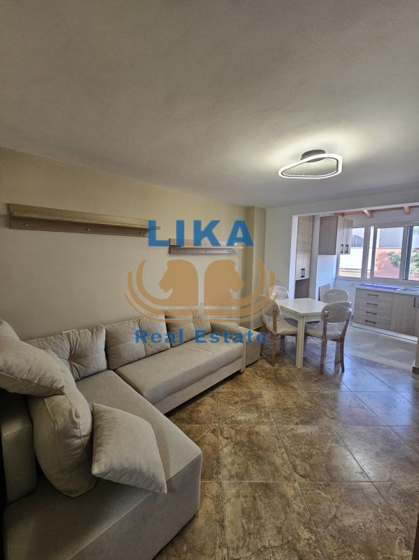Duplex për Shitje pranë Hotel Epidamn