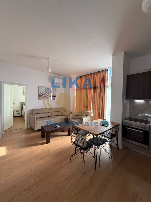 Apartament 1+1 i Sapo Rinovuar për Shitje në Shkëmbin e Kavajës – Vetëm 200 Metra nga Deti