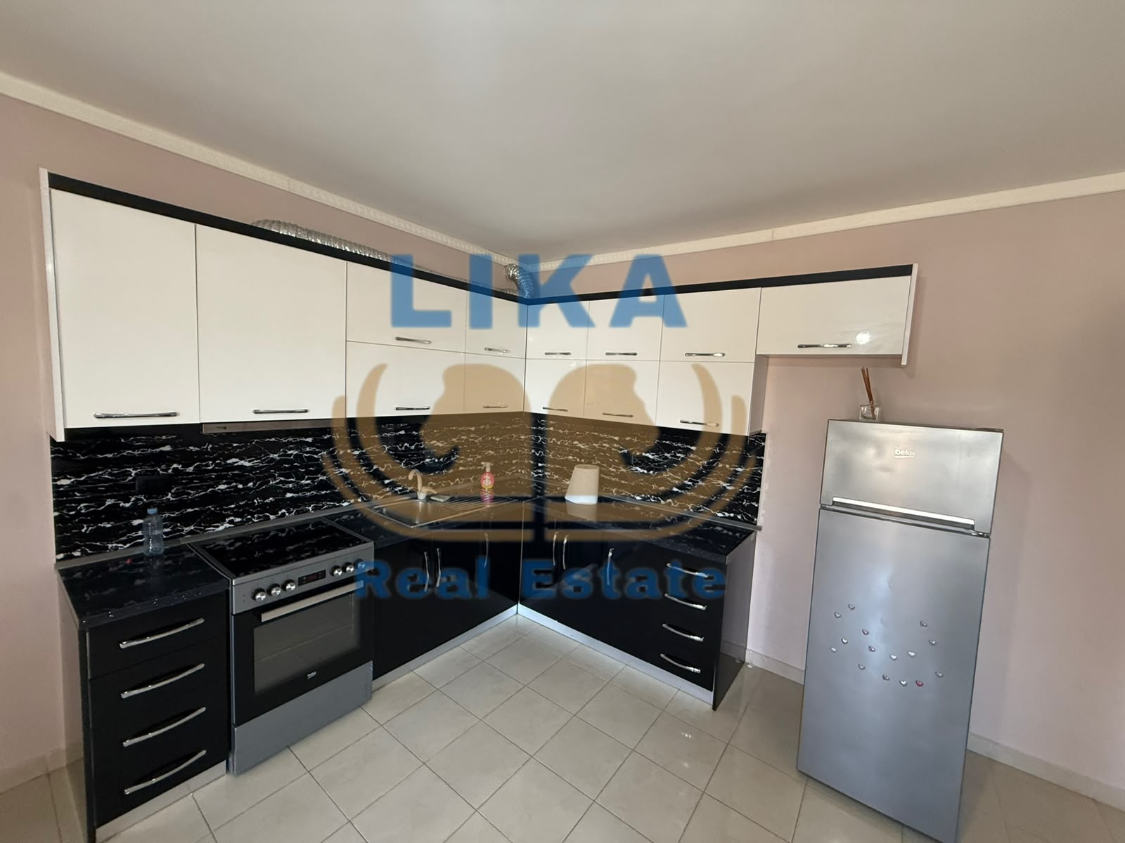 Apartament 2+1 në Shitje te Rrethrrotullimi i Plepave, Durrës – 100 m² + Ballkon 40 m² | LIKA REAL ESTATE For Sale