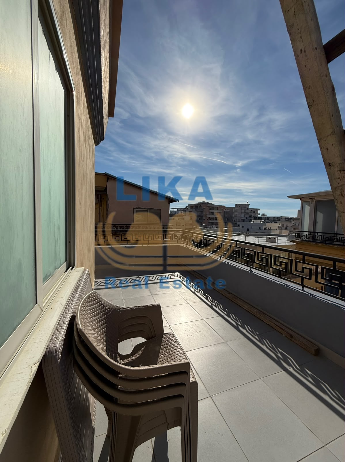 Apartament 1+1 i Sapo Rinovuar për Shitje në Shkëmbin e Kavajës – Vetëm 200 Metra nga Deti