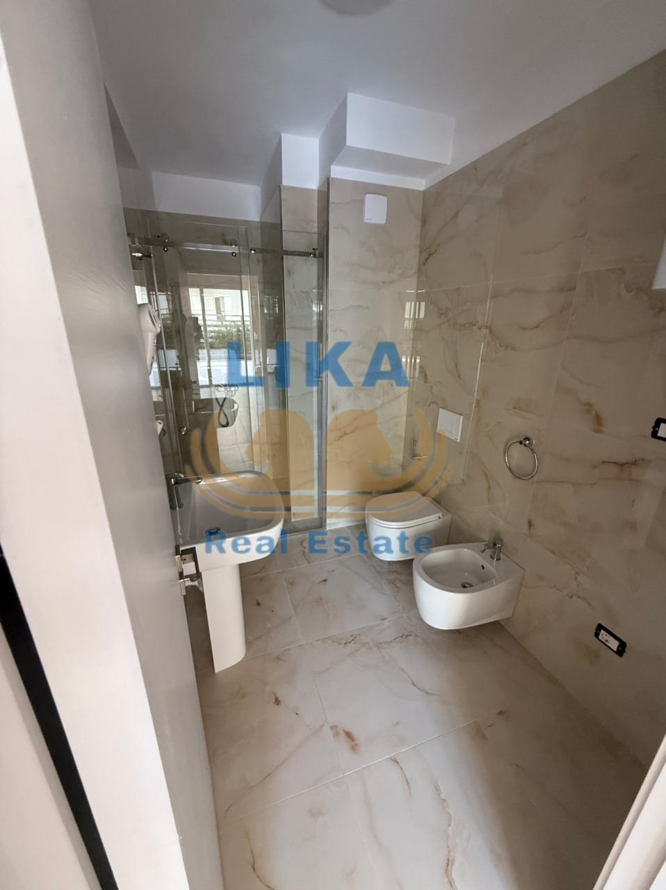 Duplex në shitje në Mali i Robit, Golem | 104 m² | 200 m nga deti
