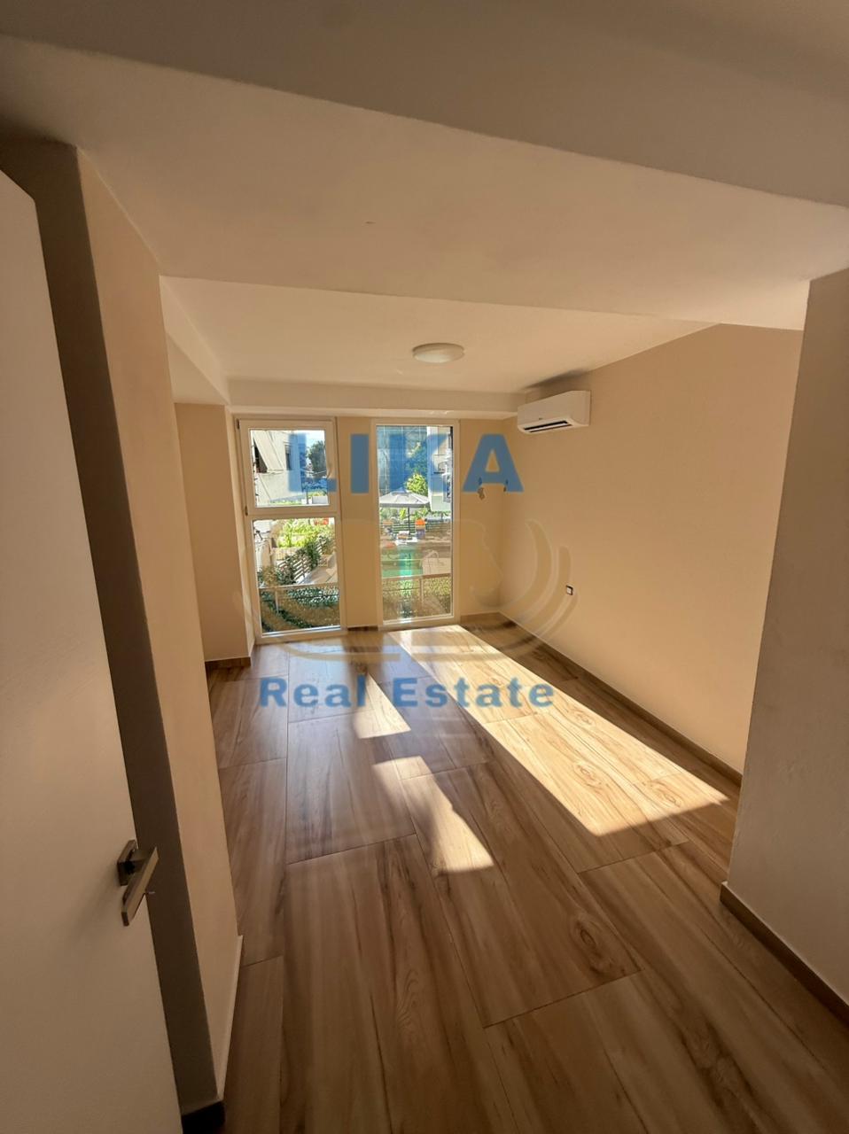Duplex në shitje në Mali i Robit, Golem | 104 m² | 200 m nga deti