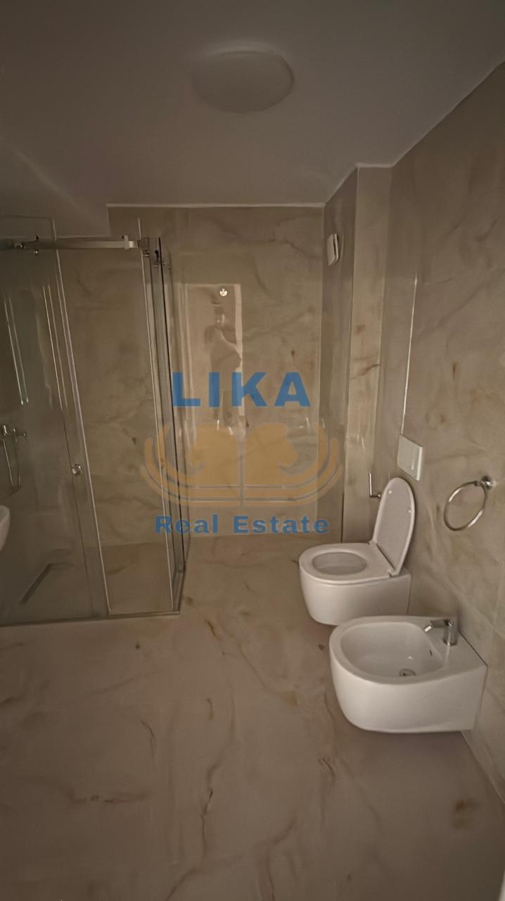 Duplex në shitje në Mali i Robit, Golem | 104 m² | 200 m nga deti