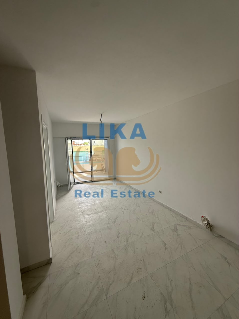 Apartamente 1+1 për shitje në Mali i Robit – vetëm 250 metra nga deti