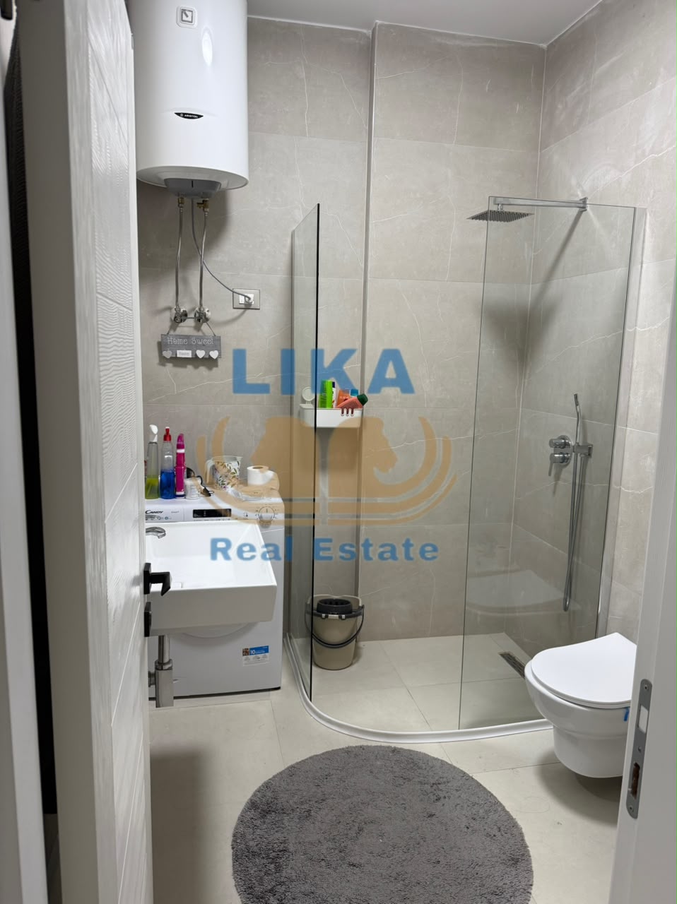 Shitet Apartament 2+1 në Mal të Robit – Me Pamje nga Deti