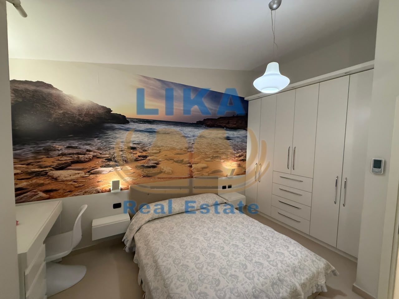 Shitet Apartament 2+1 në Qerret – Vetëm 70 Metra nga Deti
