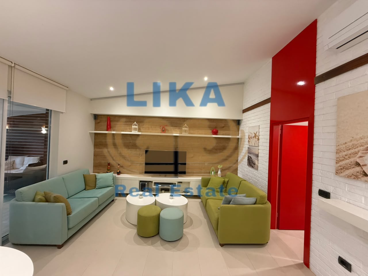 Shitet Apartament 2+1 në Qerret – Vetëm 70 Metra nga Deti