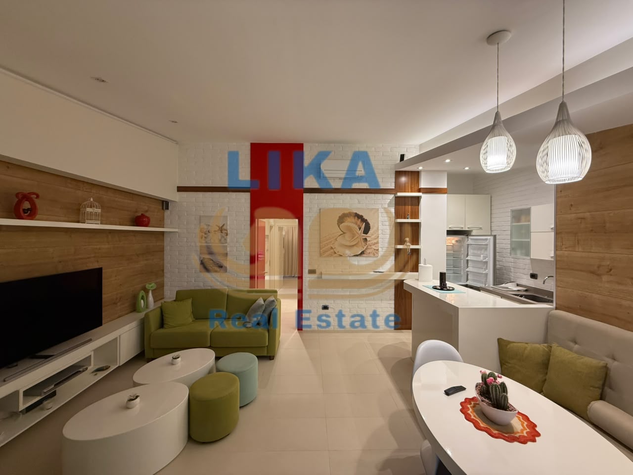 Shitet Apartament 2+1 në Qerret – Vetëm 70 Metra nga Deti