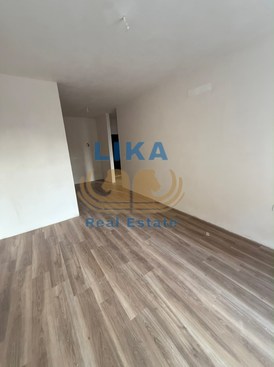 Apartamente 1+1 në shitje pranë detit në Golem – Ndërtim i ri