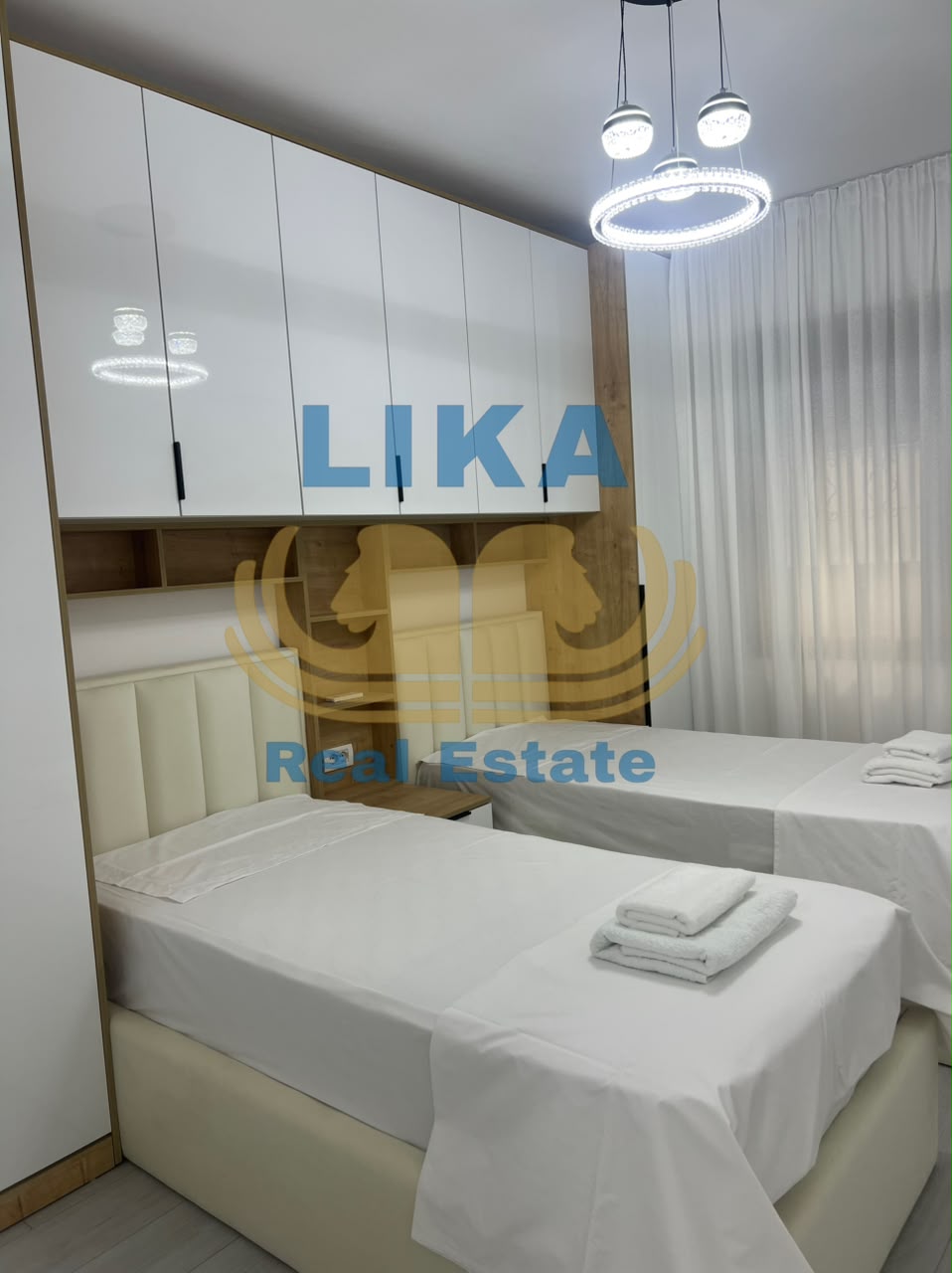 Apartament 2+1 në shitje në Mali i Robit, Golem – I sapoinvestuar me certifikatë pronësie
