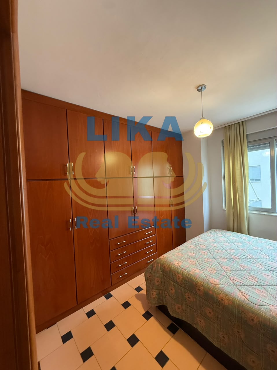Apartament 1+1 në shitje në Golem pranë Hotel Flower – 68 m² – 70,000€