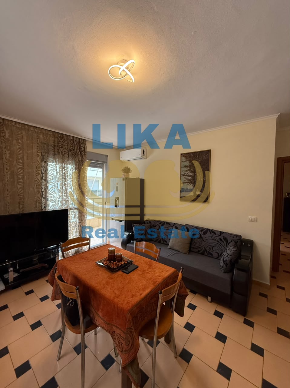 Apartament 1+1 në shitje në Golem pranë Hotel Flower – 68 m² – 70,000€