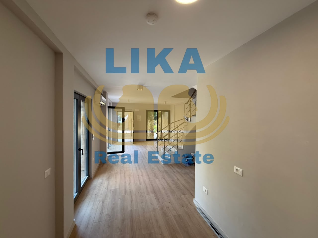 Luks i kuruar në çdo detaj.