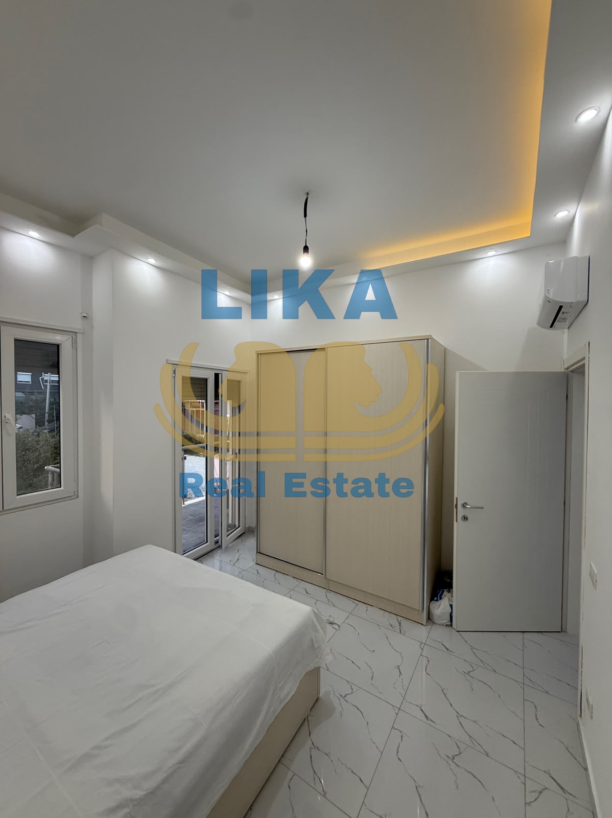 APARTAMENT NË SHITJE | VETËM 100 M NGA DETI