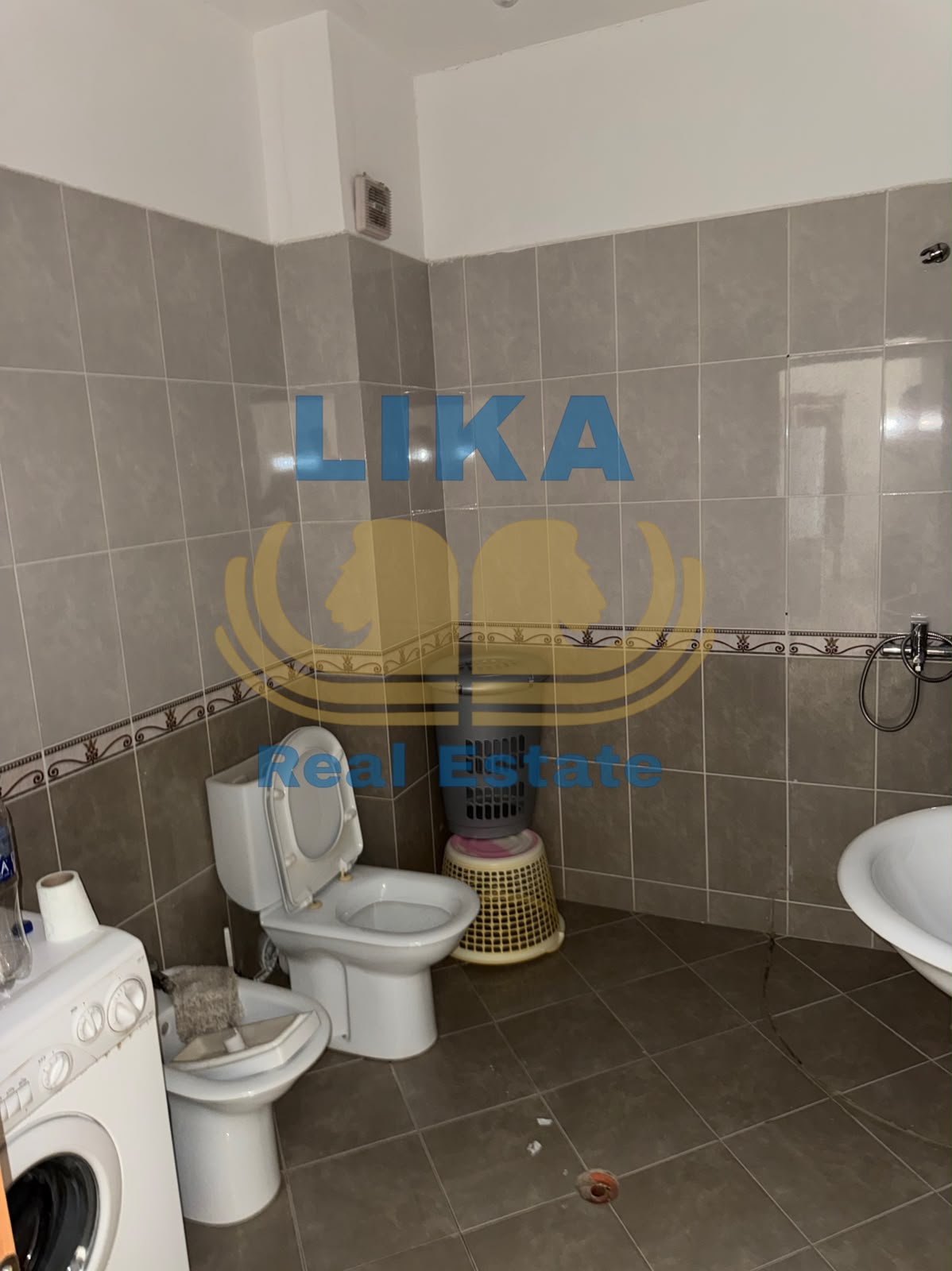APARTAMENT 1+1 NË SHITJE | VETËM 150 METRA NGA DETI