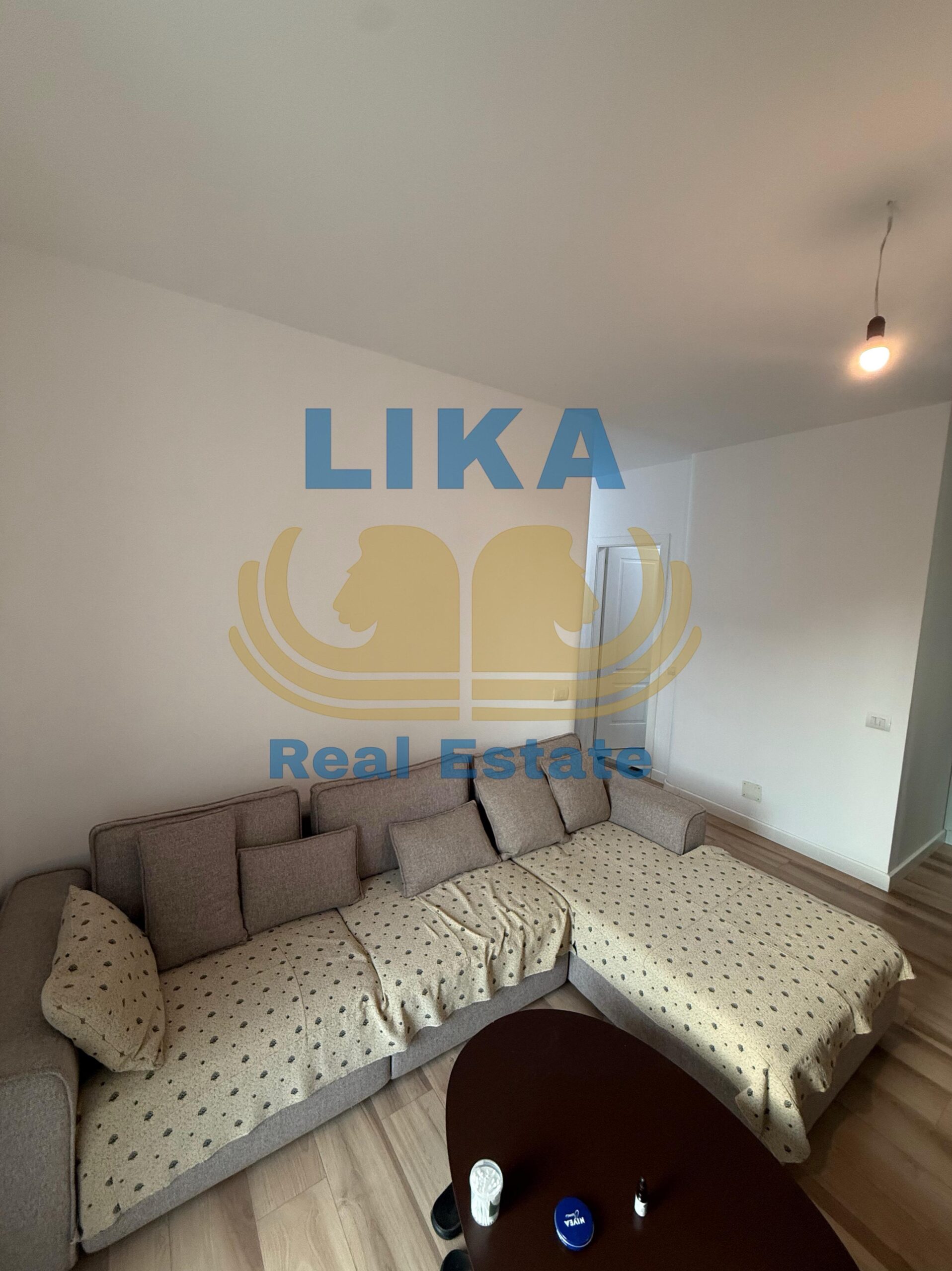 APARTAMENT 1+1 NË SHITJE | GOLEM