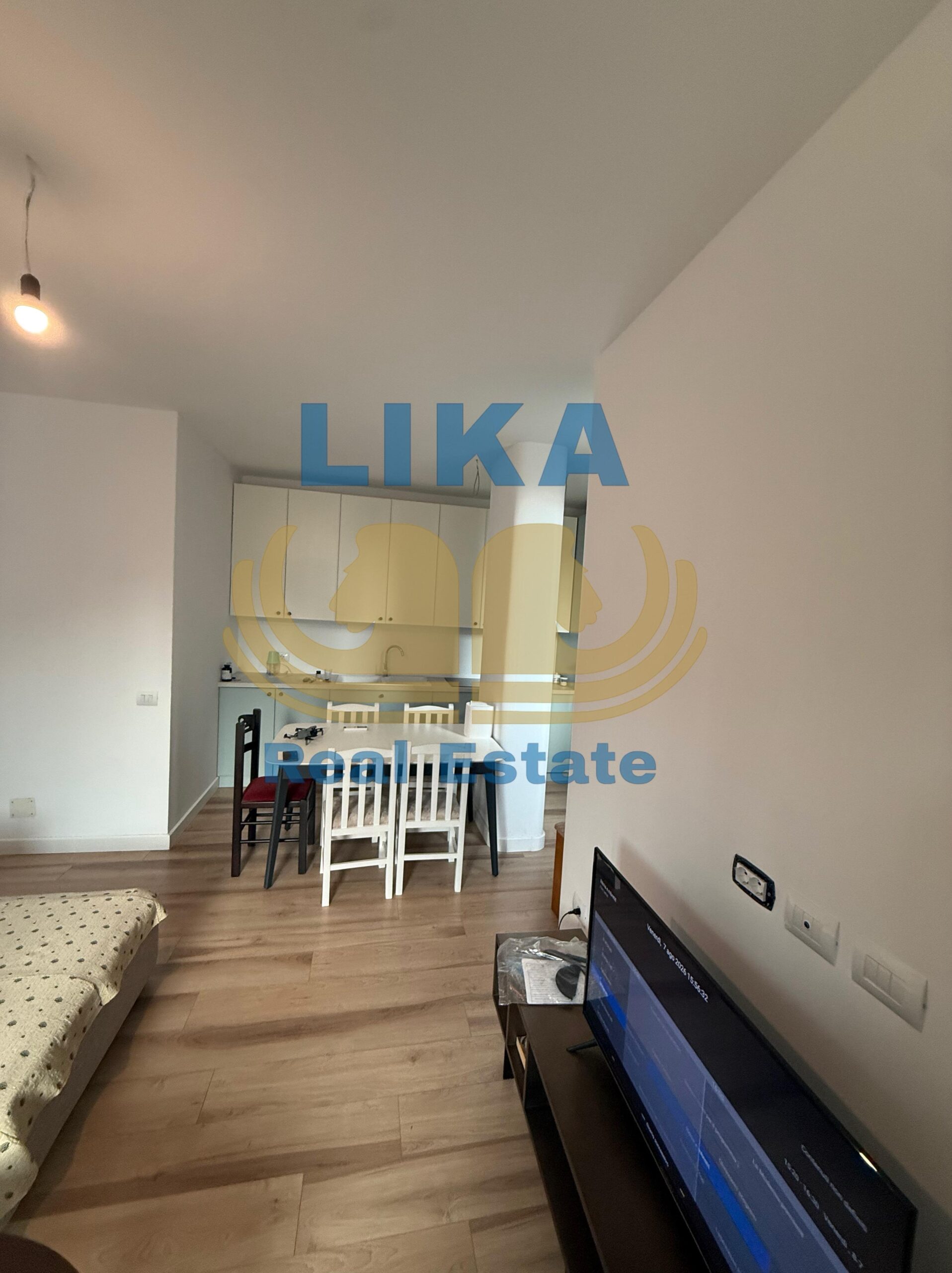 APARTAMENT 1+1 NË SHITJE | GOLEM