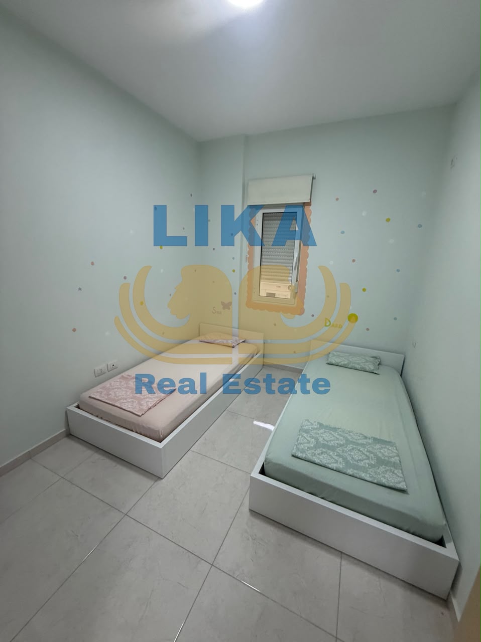APARTAMENT 2+1 NË SHITJE – QERRET