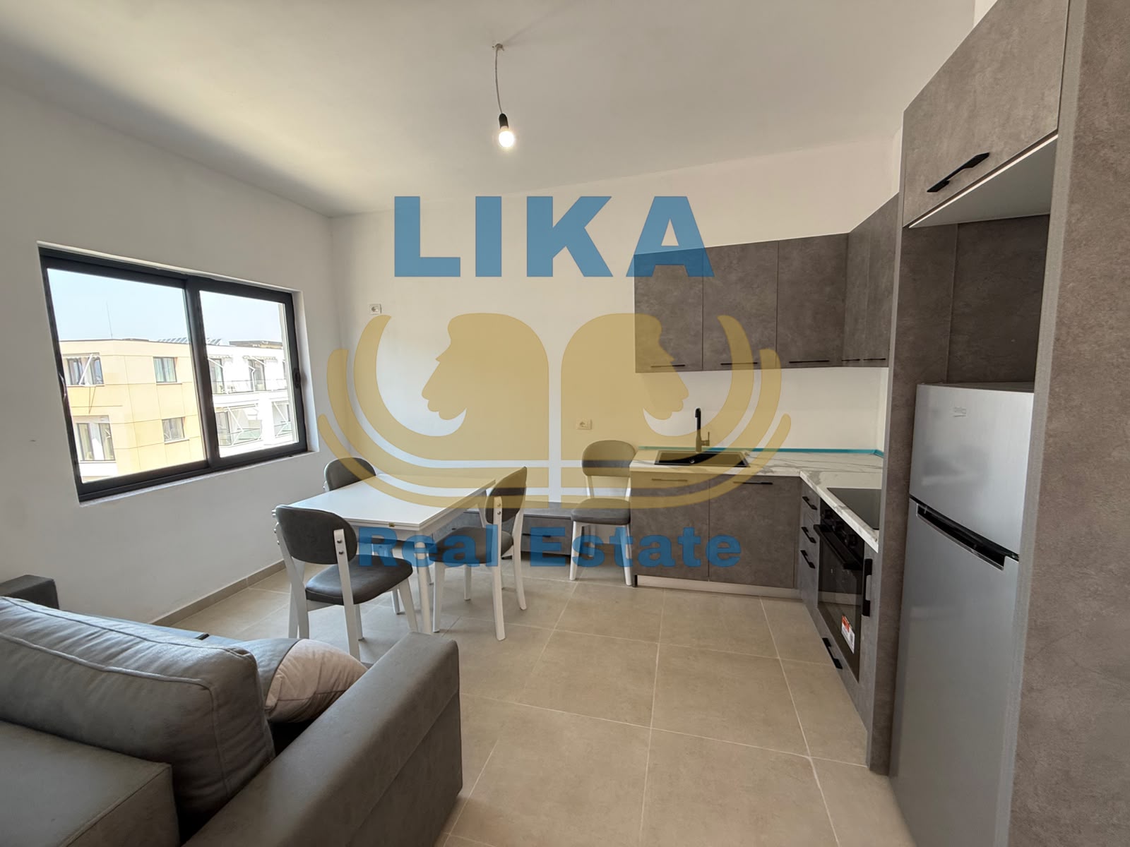 2 APARTAMENTE 1+1 NË SHITJE – MALI I ROBIT