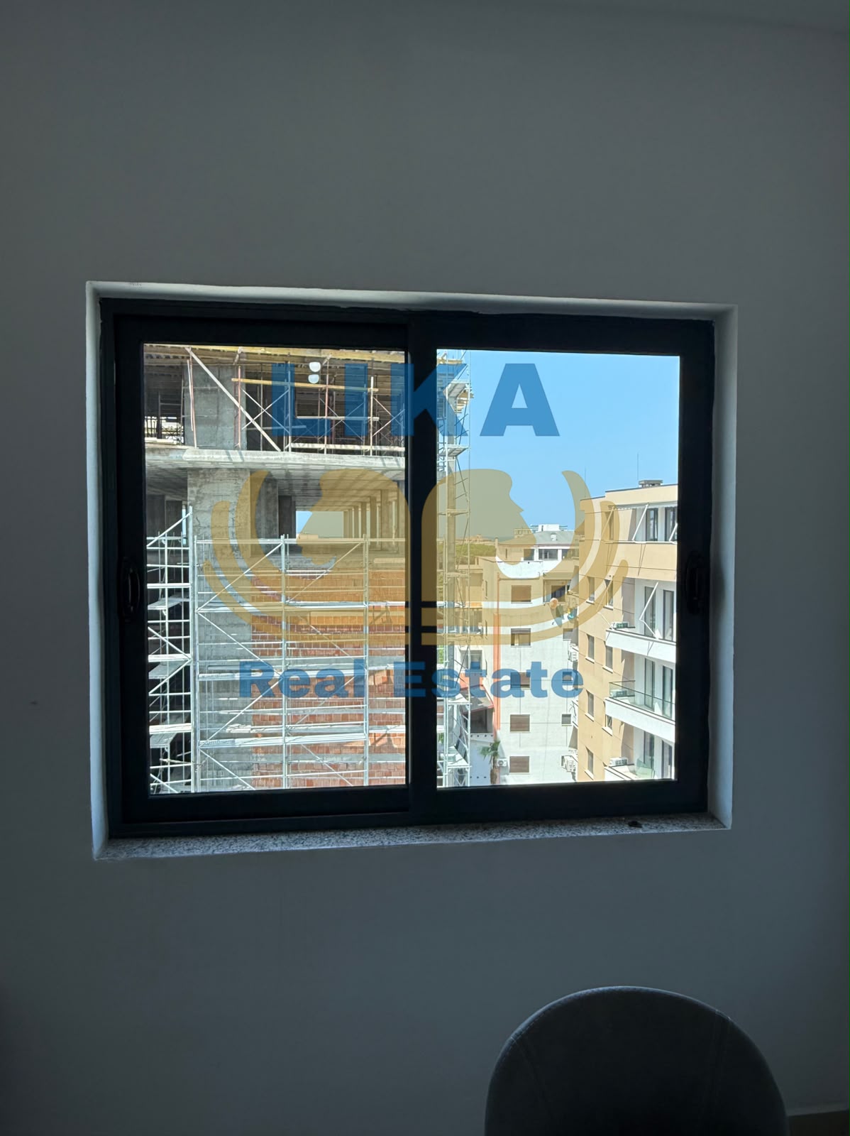 2 APARTAMENTE 1+1 NË SHITJE – MALI I ROBIT