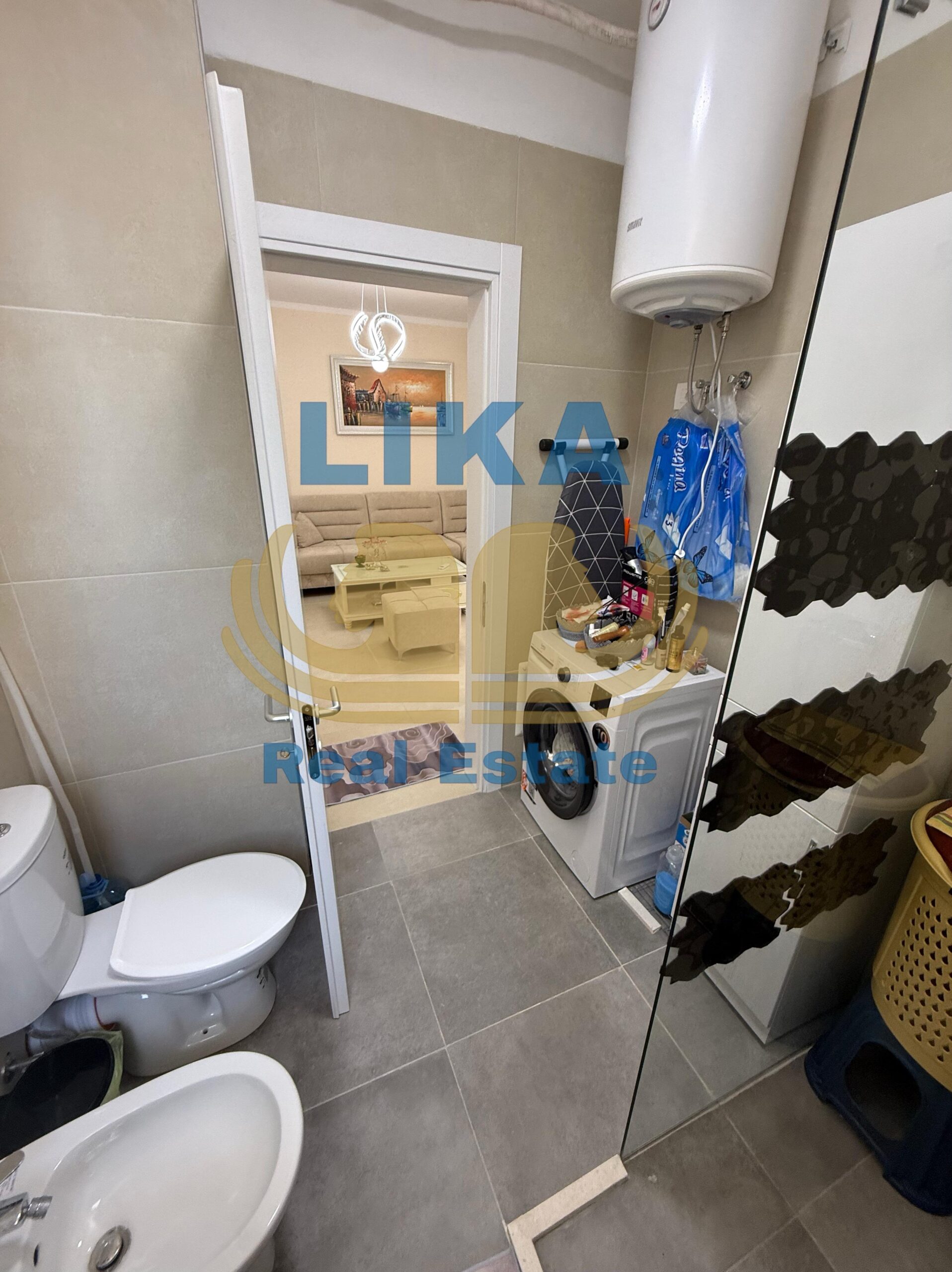 APARTAMENT 1+1 NË SHITJE – VETËM 180 METRA NGA DETI