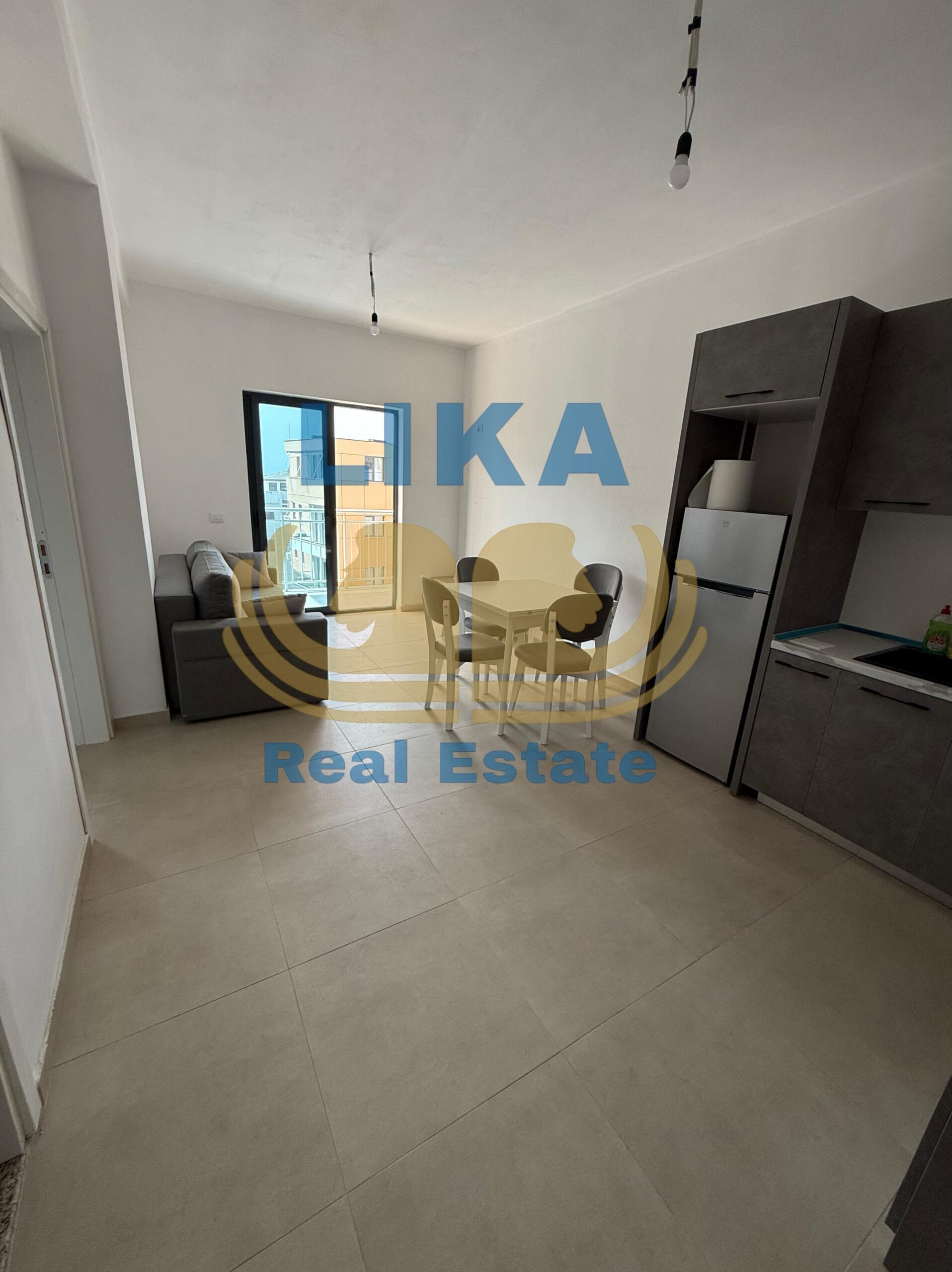Apartament 1+1 me Qira në Mali i Robit, Golem – Vetëm 300 Metra nga Deti┃LIKA REAL ESTATE