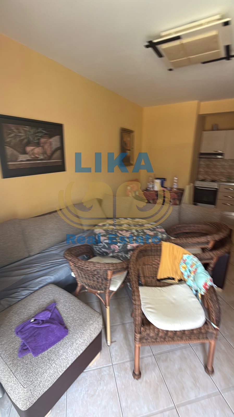 APARTAMENT 1+1 NË SHITJE – MALI I ROBIT, GOLEM