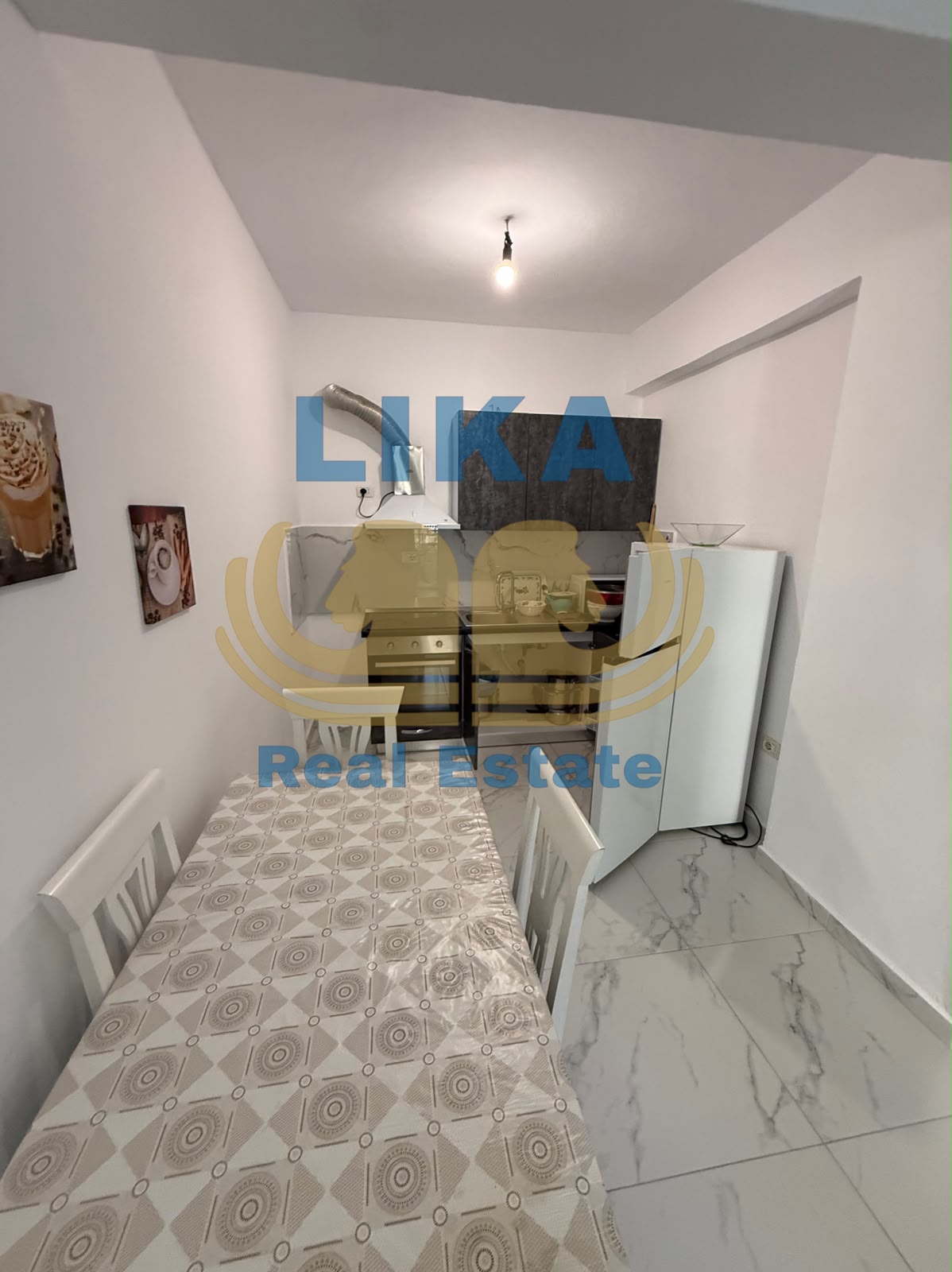 APARTAMENT 2+1 NË SHITJE – PRANË HOTEL EPIDAM