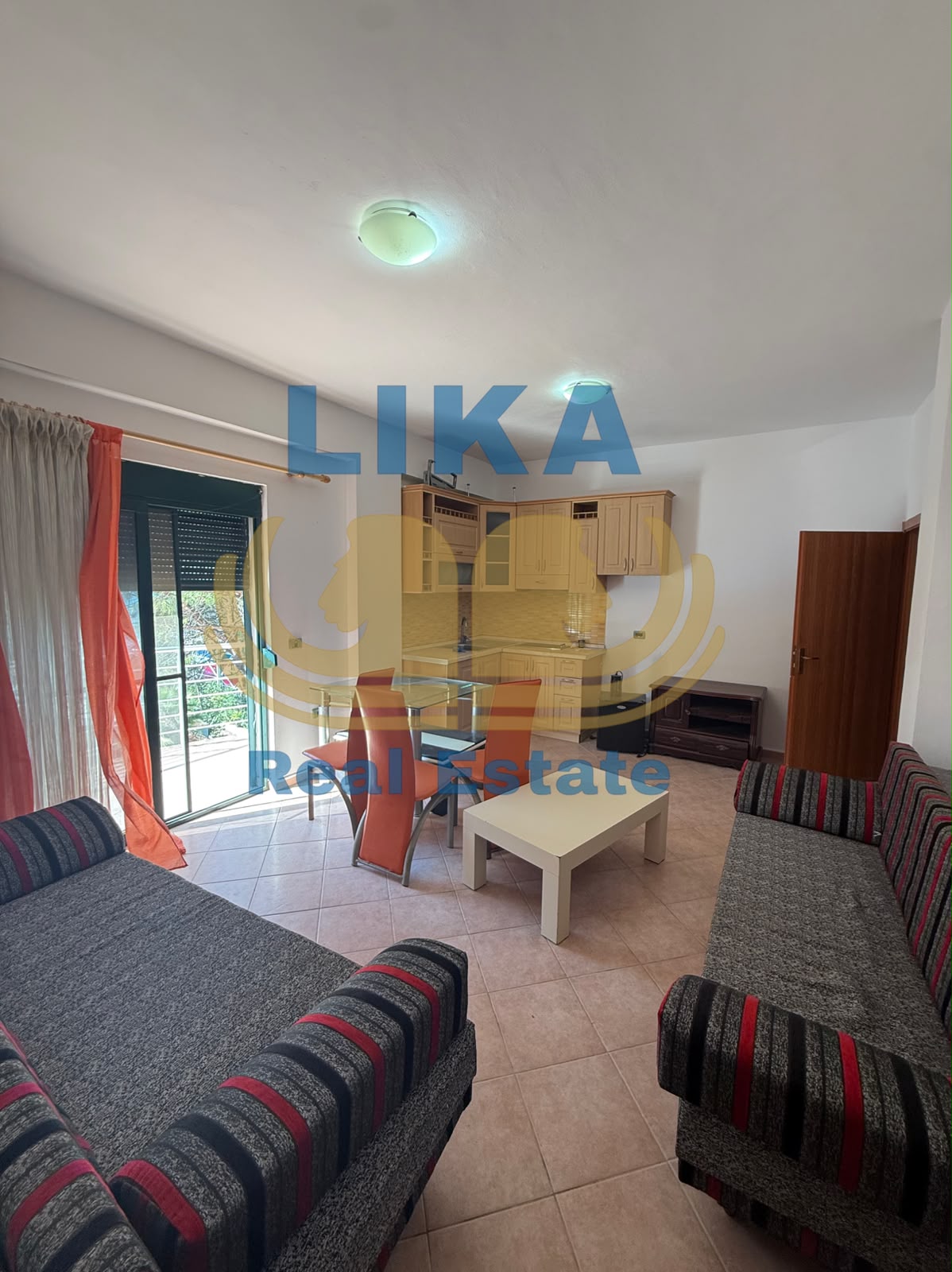 SHITEN 3 APARTAMENTE – VIJE E PARE BREGDETARE!