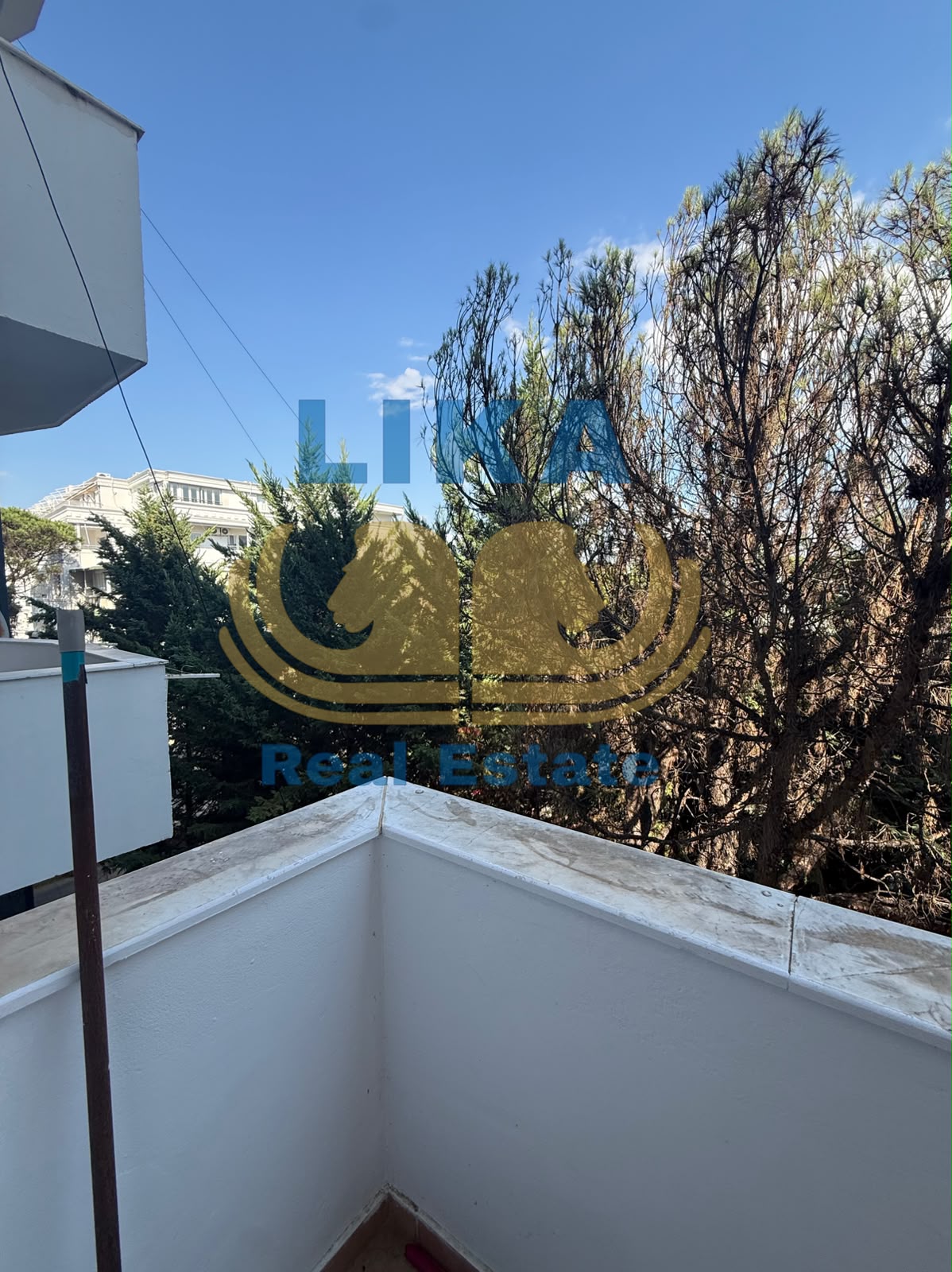 SHITEN 3 APARTAMENTE – VIJE E PARE BREGDETARE!