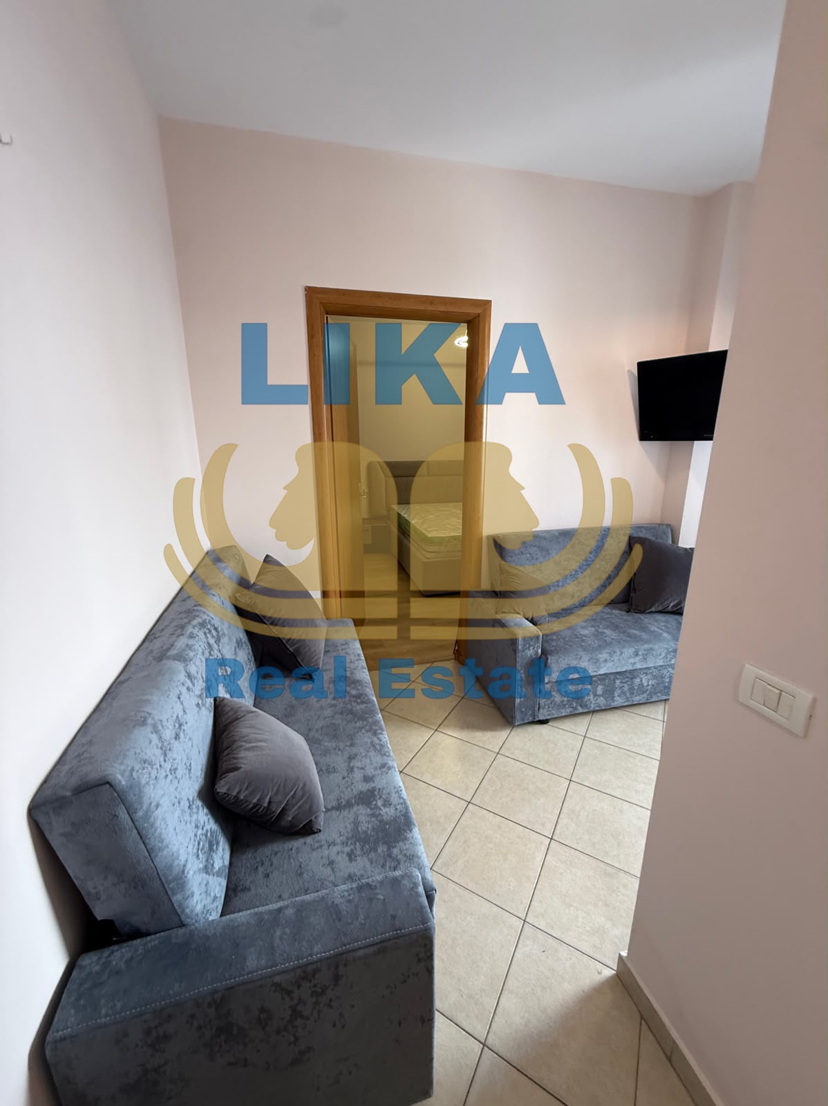 APARTAMENT 1+1 NË SHITJE – SHKËMBI I KAVAJËS
