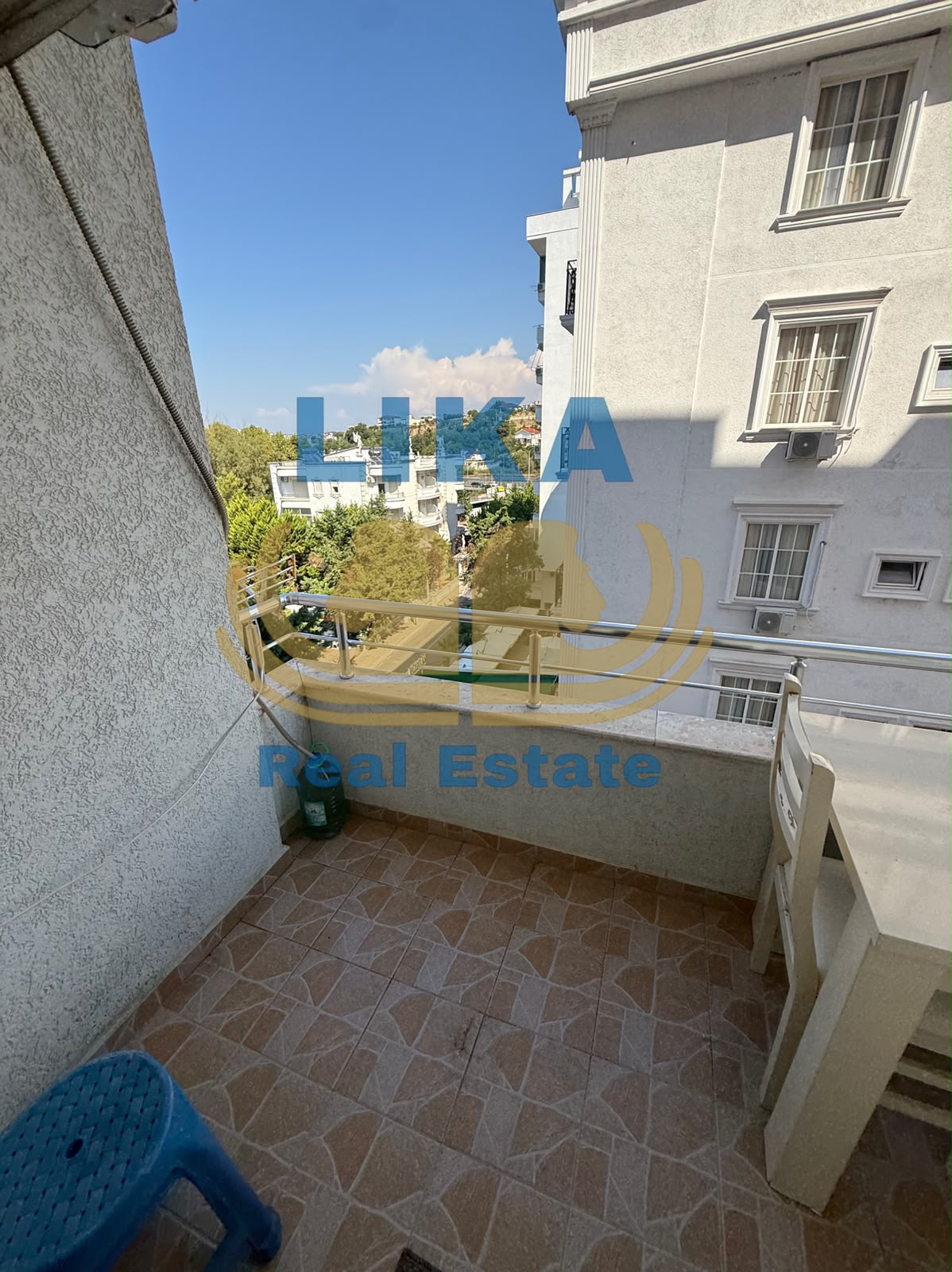 APARTAMENT 1+1 NË SHITJE – SHKËMBI I KAVAJËS