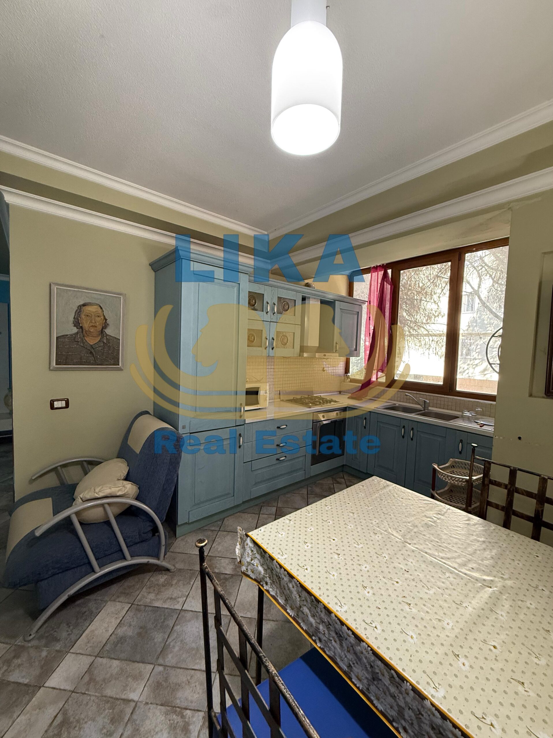 APARTAMENT 2+1 NË SHITJE – MALI I ROBIT, GOLEM