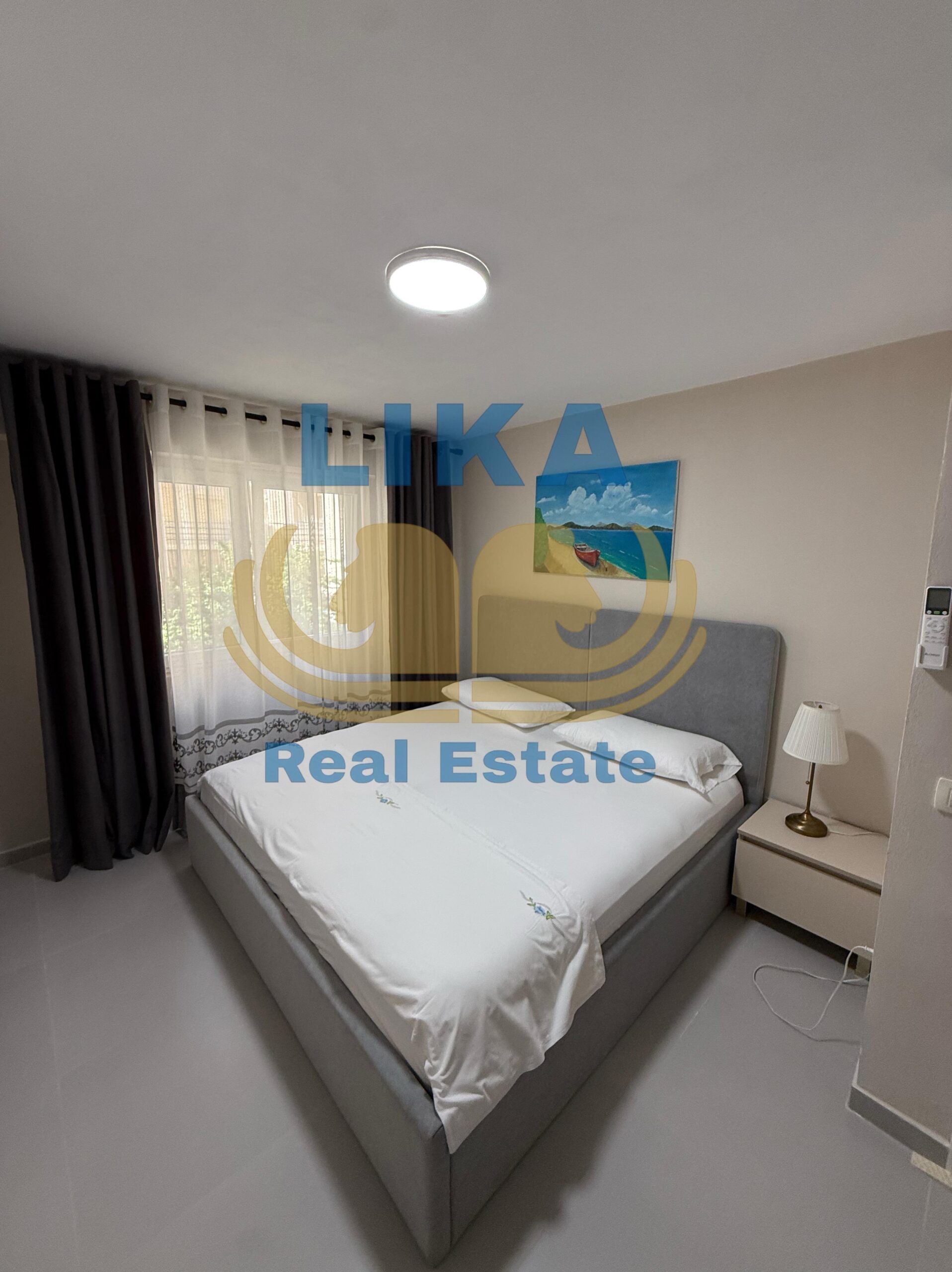 DUPLEX PËR SHITJE – PRANË DETIT