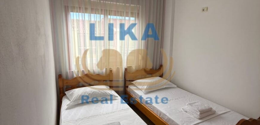 Shitet Apartament 2+1 Pranë Detit në Golem | 82m² + Garazh | LIKA REAL ESTATE