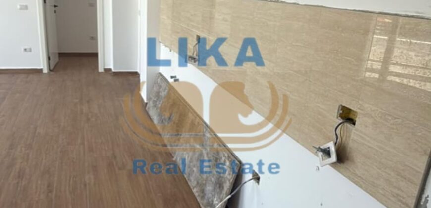 Penthouse në shitje në Golem, vetëm 180 m nga deti – 250.000€ | LIKA REAL ESTATE