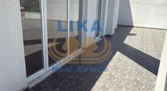 Penthouse në shitje në Golem, vetëm 180 m nga deti – 250.000€ | LIKA REAL ESTATE