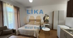 Garsoniere në Shitje në Shkëmbin e Kavajës – 200 m nga Deti