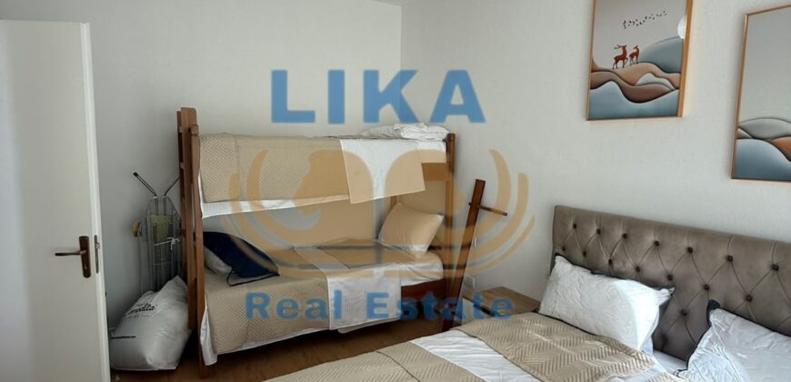 Apartament 1+1 i Sapo Rinovuar për Shitje në Shkëmbin e Kavajës – Vetëm 200 Metra nga Deti | LIKA REAL ESTATE