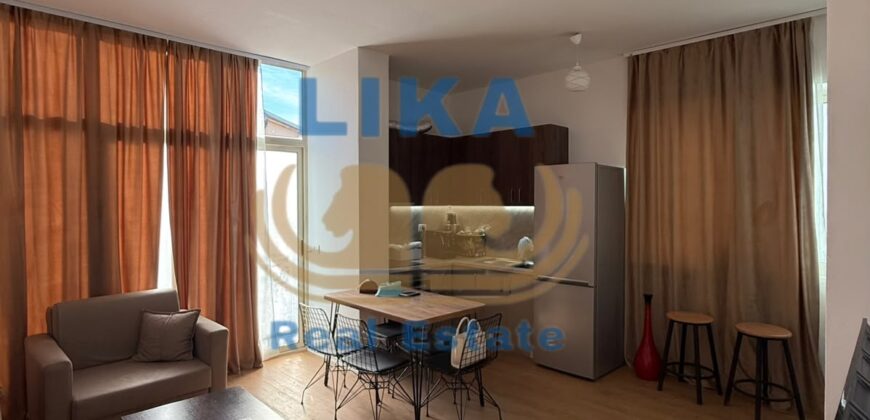 Apartament 1+1 i Sapo Rinovuar për Shitje në Shkëmbin e Kavajës – Vetëm 200 Metra nga Deti | LIKA REAL ESTATE