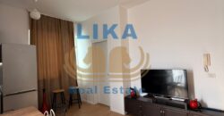 Apartament 1+1 i Sapo Rinovuar për Shitje në Shkëmbin e Kavajës – Vetëm 200 Metra nga Deti | LIKA REAL ESTATE