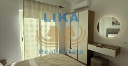 Apartament 1+1 i Sapo Rinovuar për Shitje në Shkëmbin e Kavajës – Vetëm 200 Metra nga Deti | LIKA REAL ESTATE