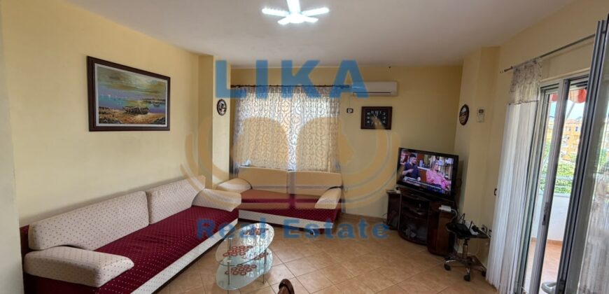 Apartament 1+1 për shitje në Mali i Robit, Golem – vetëm 300 metra nga deti. | LIKA REAL ESTATE