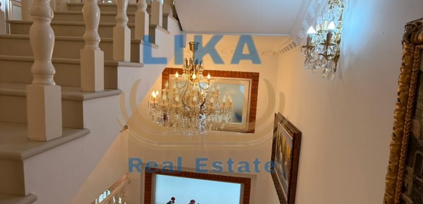 Shitet Vilë Luksoze në Qerret – Vijë e Parë Bregdetare | LIKA REAL ESTATE