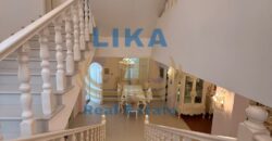 Shitet Vilë Luksoze në Qerret – Vijë e Parë Bregdetare | LIKA REAL ESTATE