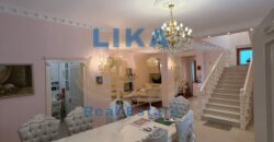 Shitet Vilë Luksoze në Qerret – Vijë e Parë Bregdetare | LIKA REAL ESTATE