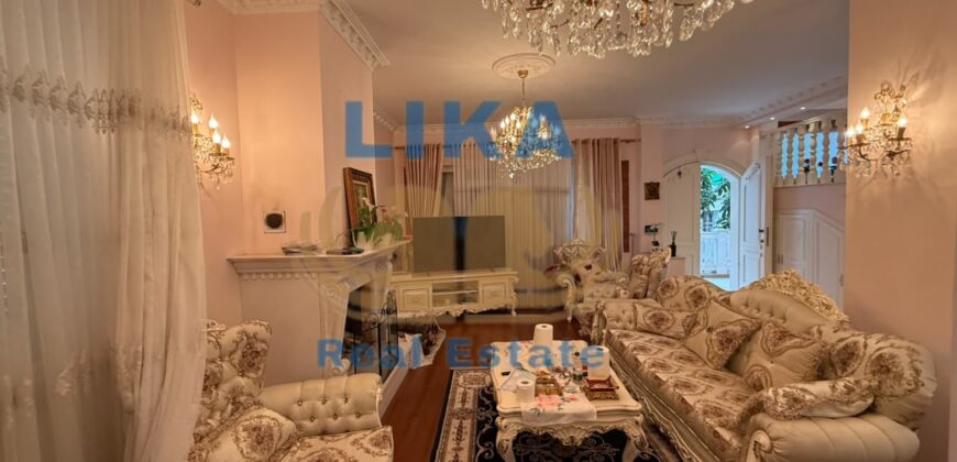 Shitet Vilë Luksoze në Qerret – Vijë e Parë Bregdetare | LIKA REAL ESTATE
