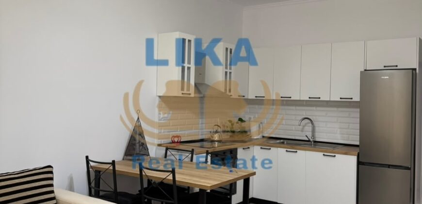 Shitet Apartament 2+1 në Mal të Robit – Me Pamje nga Deti